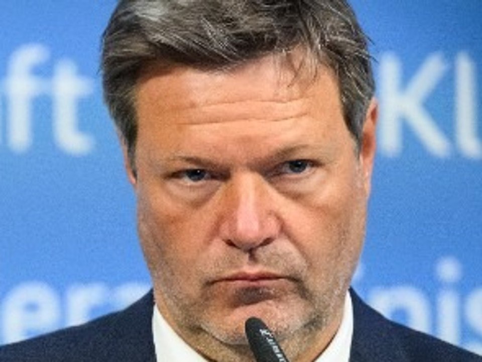 'Bittere Wahrheit': Habeck kündigt noch höhere Energiekosten an