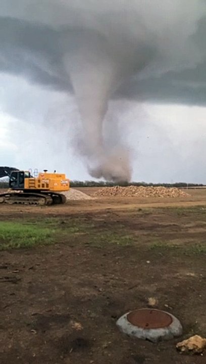 F3 Tornado in Andover