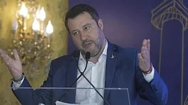 Salvini att@cca Meloni: Pensa solo all'interesse del suo partito. Pronto ad andare a Mosca per parl