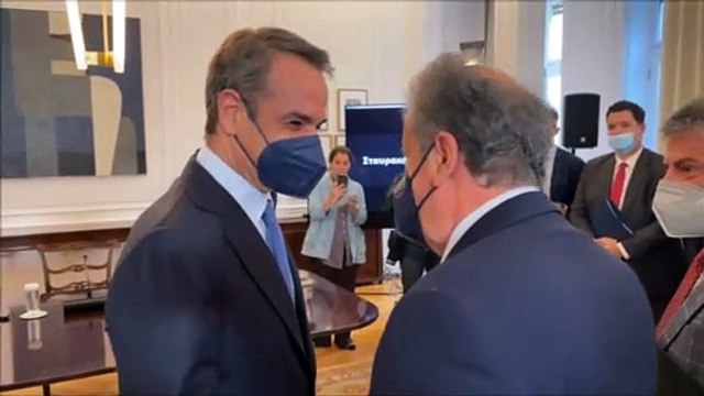 Καρδαμπίκης: Πήγαν με δώρα και πήραν δώρα, τα Άγραφα από το Μαξίμου