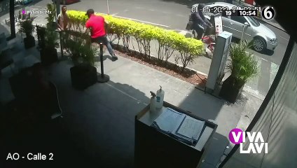 Captan brutal rocazo a menor de edad en restaurante
