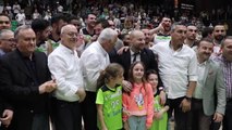 Manisa Büyükşehir Belediyespor, ING Basketbol Süper Ligi'ne yükselmenin sevincini yaşadı