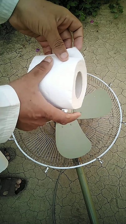 amazing expriment fan and tissue paper.