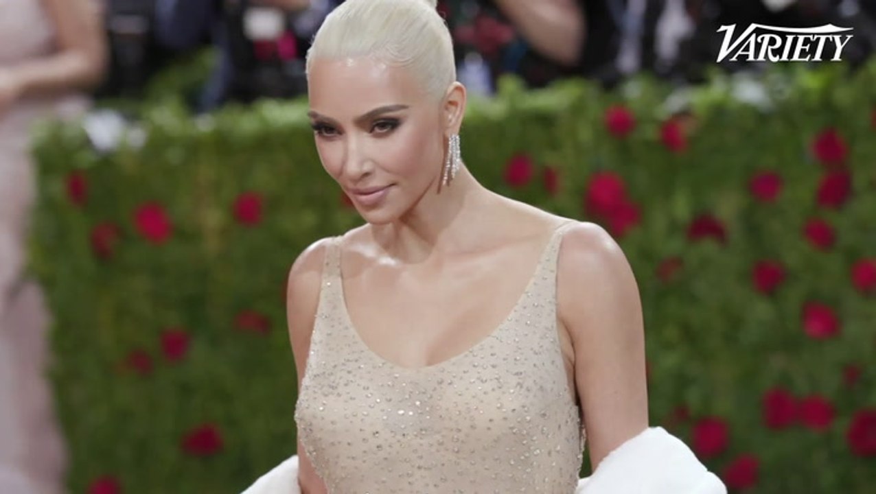 Kim Kardashian Wears Marilyn Monroe Dress