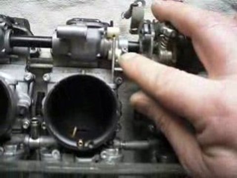 Pompe de reprise carbu mikuni rs 40