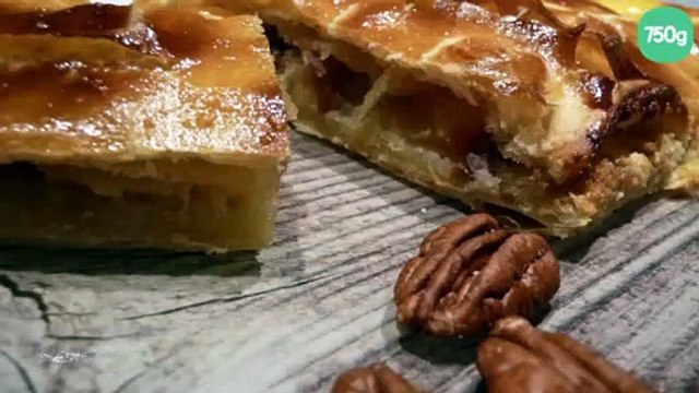 Galette des rois, pommes, caramel au beurre salé & noix de pécan