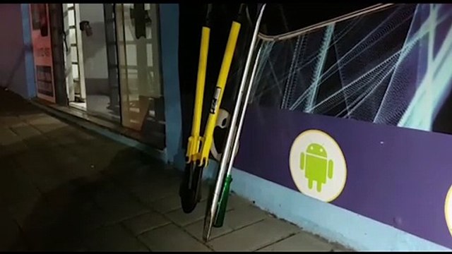 Ladrões deixam prejuízo gigantesco em loja de assistência técnica arrombada no Bairro Universitário