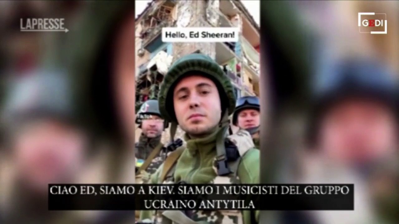 Ed Sheeran a sostegno dell'Ucraina, il remix della hit "2step" con la band di Kiev: il videoclip