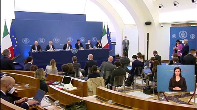 Ucraina, Draghi: Nessuno vuole escalation ma non abbandoniamo Kiev