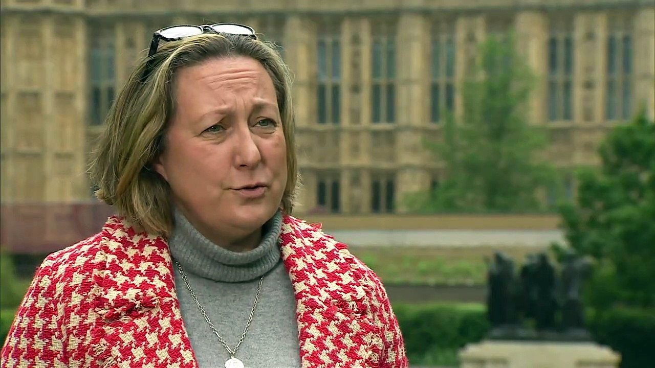Govt urge police to look at Starmer lockdown drink again