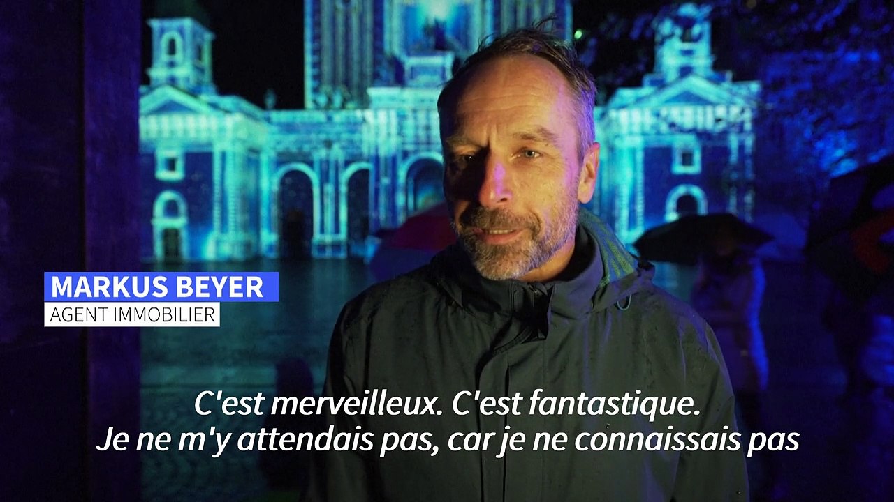 Les Alpes italiennes illuminées par le "Water Light Festival"