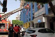 Mersin'de belediye binasında çıkan yangın korkuttu