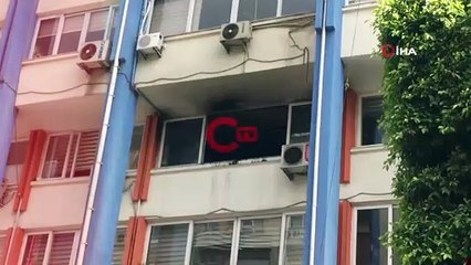 Mersin Büyükşehir Belediyesi'nin ek hizmet binasında yangın çıktı