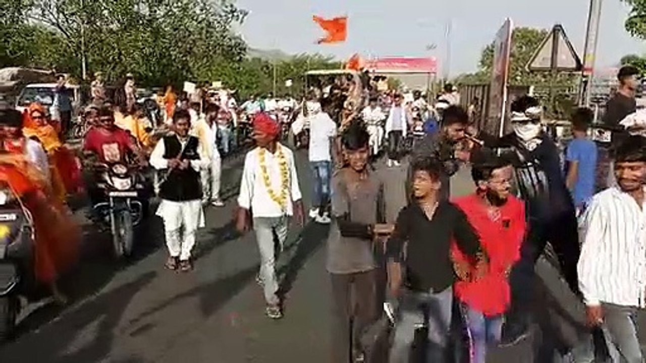 Parshuram Jayanti: निकली शोभायात्रा, जयकारों से...