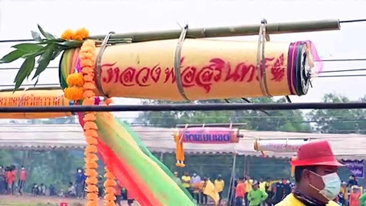 Une province thaïlandaise organise un concours de tirs de fusées