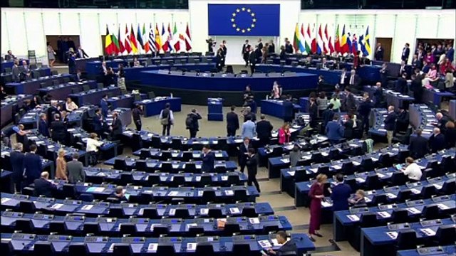 Draghi: basta unanimità in politica estera europea