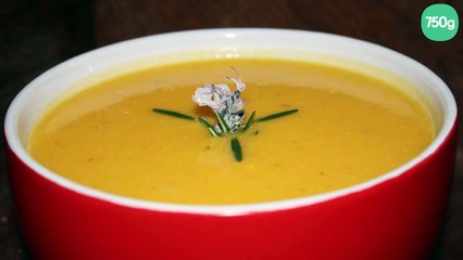 Velouté de potiron au cheddar fondu et romarin