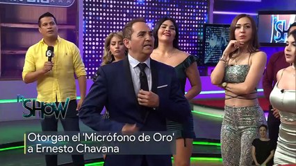 Este es el micrófono de oro que ganó Ernesto Chavana
