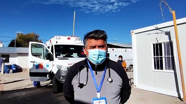 Dos camioneros bolivianos resultaron heridos tras volcar en dos rutas hacia Chile