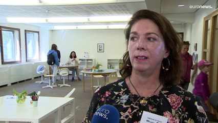 Estudiar en ucraniano en Bélgica: abre un colegio para los que han huído de la guerra