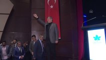 Gelecek Partisi Genel Başkanı Davutoğlu, İstanbul'da partililerle bayramlaştı