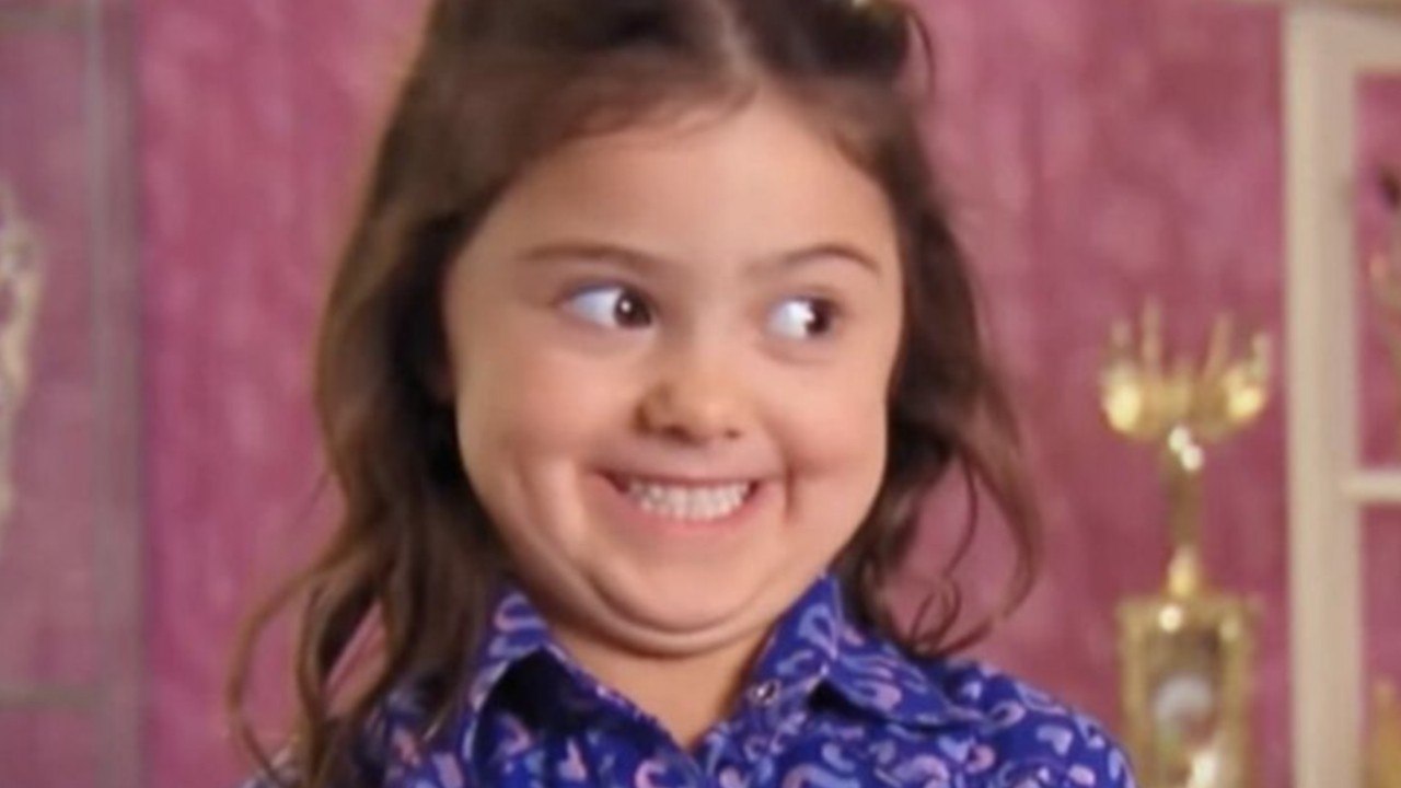 VOICI : Mort de Kailia Posey : la petite fille du célèbre GIF d'Internet est décédée à l'âge de 16 ans