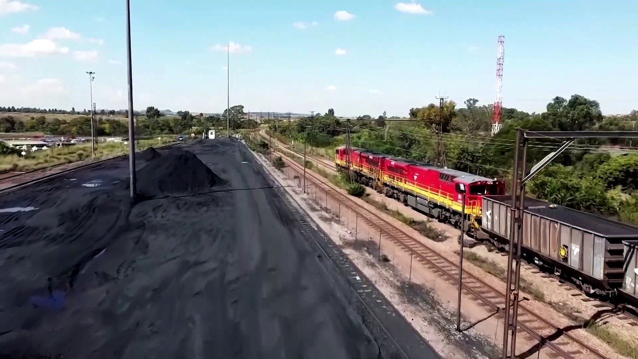 S.African miners turn to trucks as rail declines