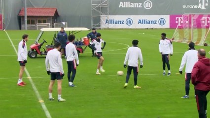 "Ein Leben in rot" - "Es muellert" verlängert beim FC Bayern bis 2024