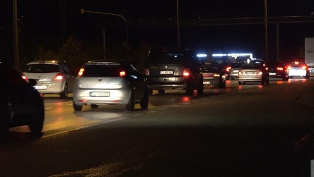 Tatilciler yola erken çıktı! 43 ilin geçiş güzergahı Kırıkkale'de trafik yoğunluğu oluştu