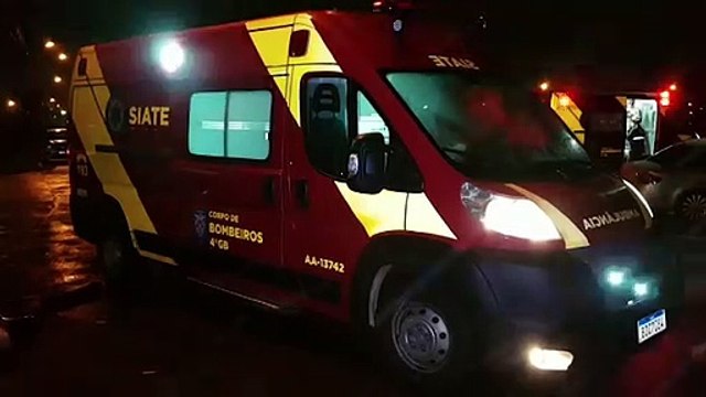 Duas mulheres ficam feridas após forte colisão entre Agile e Linea nas proximidades da FAG