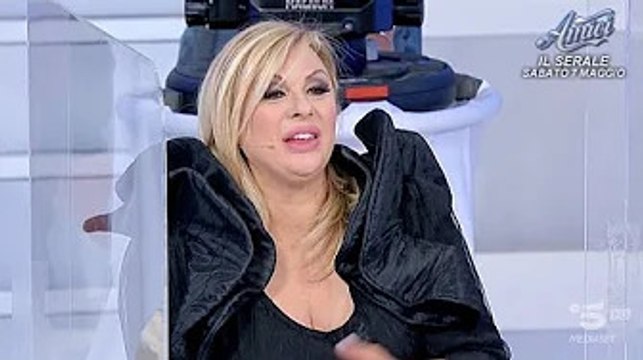 Uomini e Donne, l'opinionista non ha pietà della dama Fuori tema La puntata di oggi del dating sh114