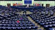 Comissão Europeia propõe embargo total ao petróleo russo