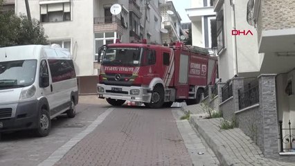 Avcılar'da asansörde mahsur kalan iki çocuk kurtarıldı