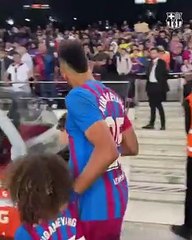 La familia de Aubameyang, presente en el Camp Nou / FCB