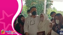 Tangis Nia Zulkarnaen Mengiringi Pemakaman Ibunda Tercinta Mieke Wijaya