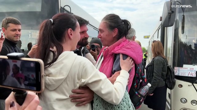 Wir hatten Angst : Menschen sind nach Rettung aus Mariupol in Sicherheit