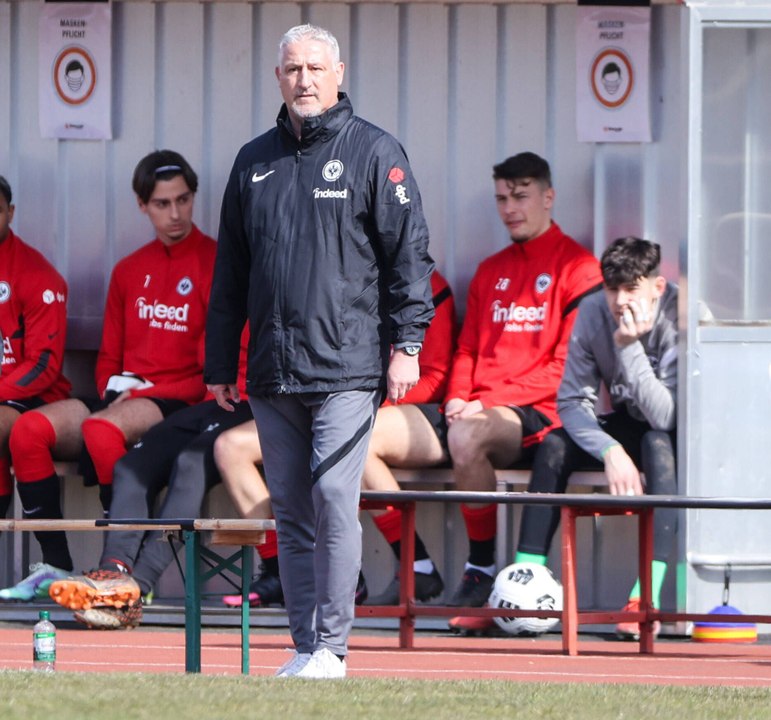 Kleiner-Doppelpack: Eintrachts Jungadler stürmen ins Pokal-Halbfinale