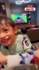 Độ Mixi bị con trai 'mắng' ở bẩn, cả ngày chẳng kiếm ra tiền