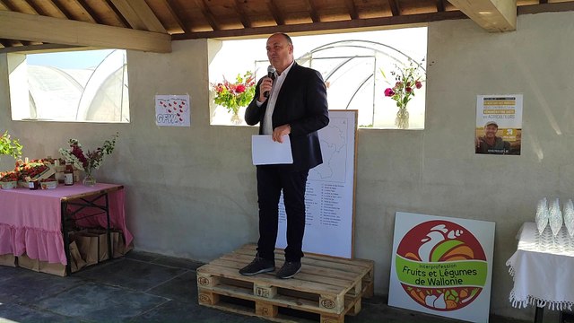 Lancement de la saison des fraises de pleine terre et inauguration du ravier Fraises de Wallonie avec Willy Borsus