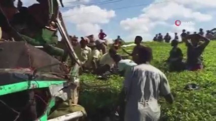 Uganda’da otobüs devrildi: 20 ölü