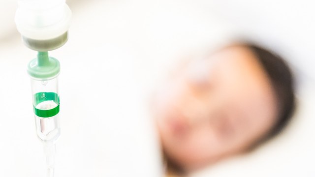 Síntomas, tratamiento y medidas para prevenir brote de hepatitis infantil