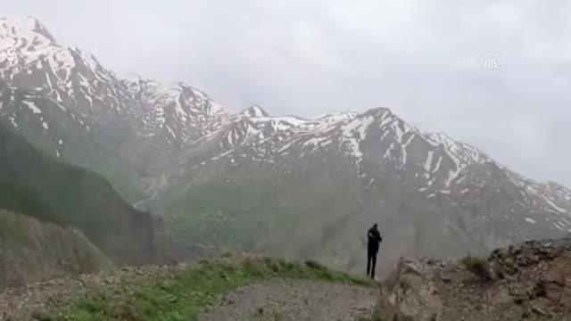 Dağda kalp krizi geçiren kişinin imdadına ekipler yetişti