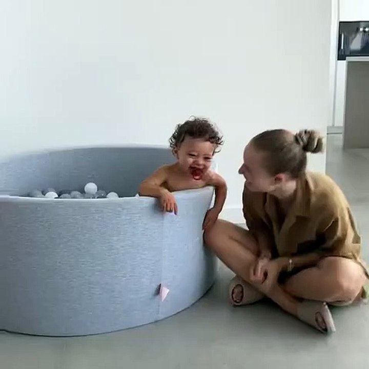 Lilas, le fils de Patrice Evra fête ses 1 an.