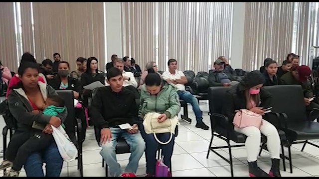 Último dia para regularização do título de eleitor é marcado por lotação no Fórum Eleitoral de Cascavel