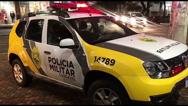 Não foi dessa vez! Mulher entra em provador de loja, tenta deixar local levando roupas na bolsa e é flagrada por funcionária
