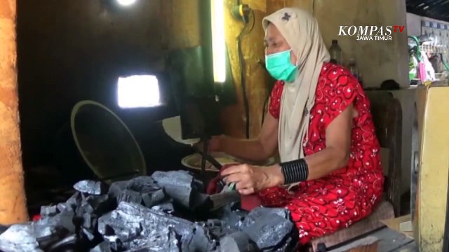 Opak Gambir Jajanan Tradisional Legendaris Khas Kediri