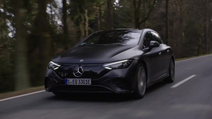 2022 Mercedes-Benz EQE 500 AMG 4MATIC in Graphite grey magno Driving video