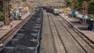 Coal Shortage: బొగ్గు ర్యాక్ ల తరలింపు కోసం భారతీయ రైల్వే కీలక నిర్ణయం  | Telugu Oneindia
