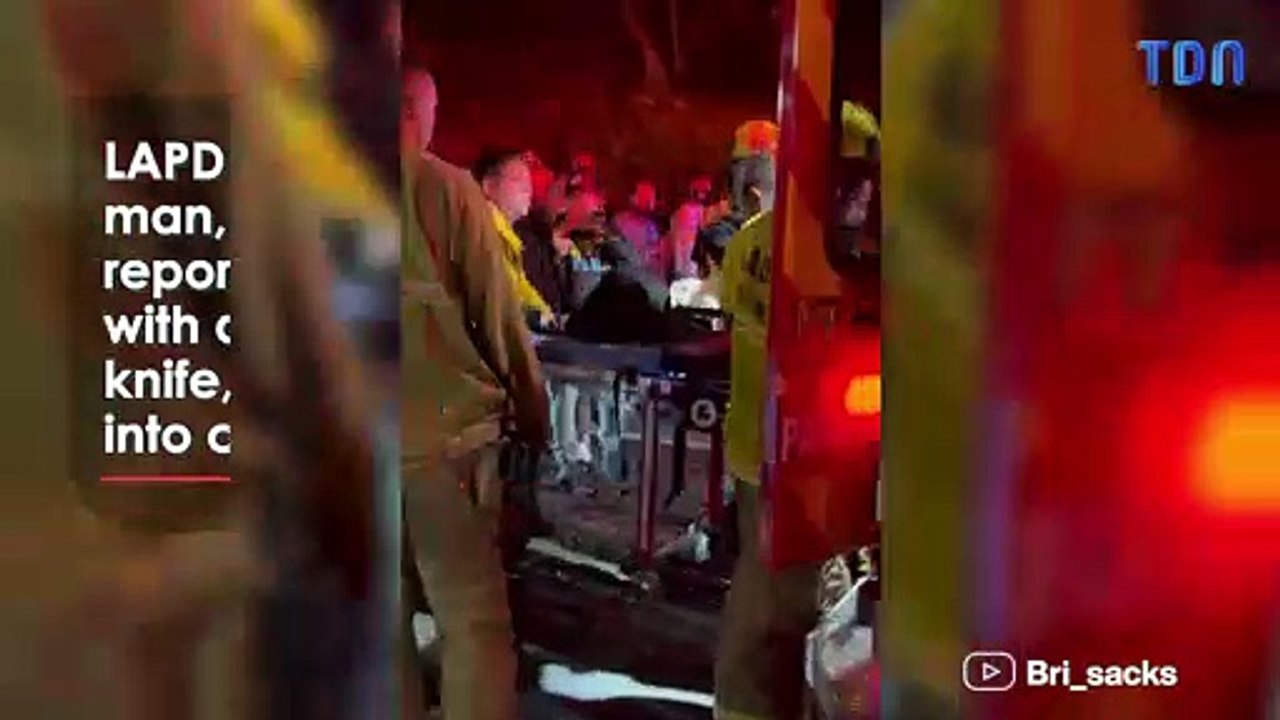 L'humoriste américain Dave Chappelle agressé sur scène lors d'un spectacle de stand-up à Los Angeles