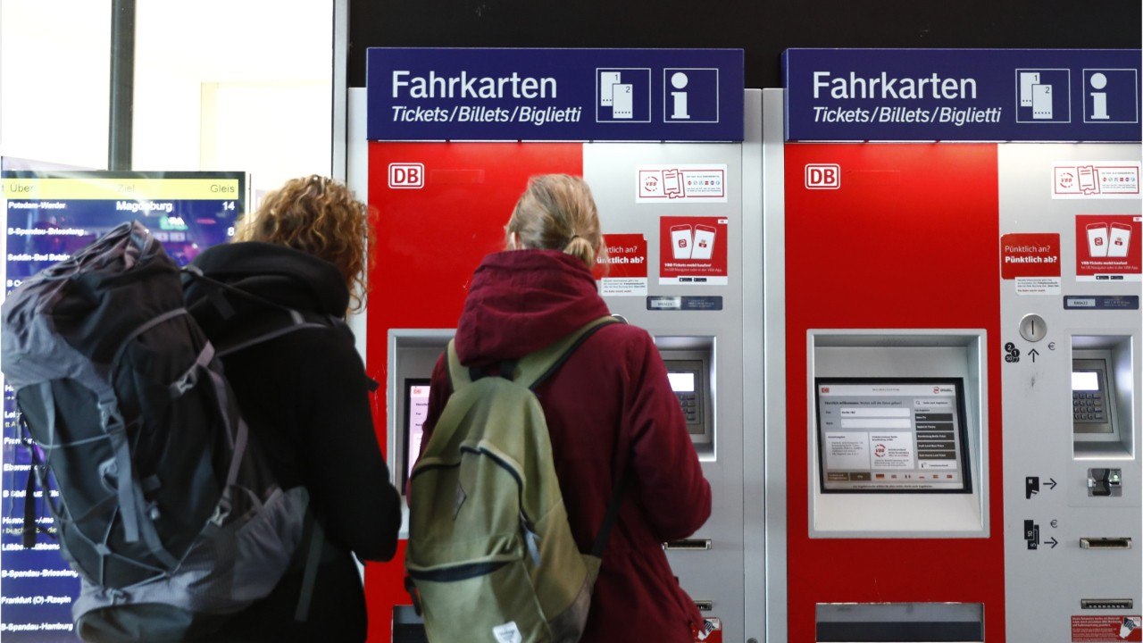 Umfrage: Viele wollen mit dem 9-Euro-Ticket verreisen